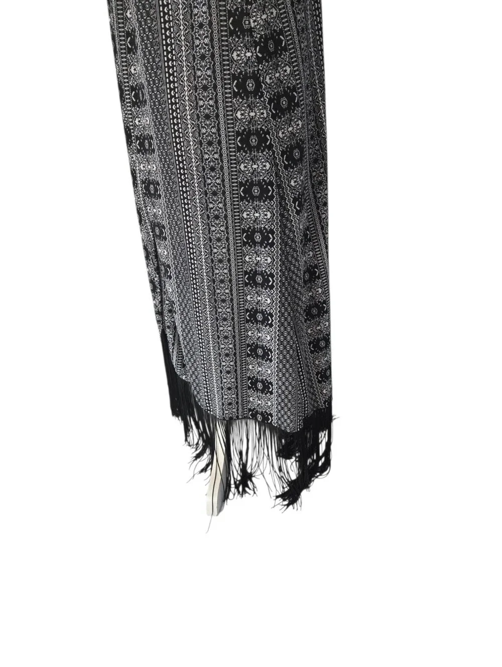 Rue 21 Vest/Kimono with Fringe Black size Medium